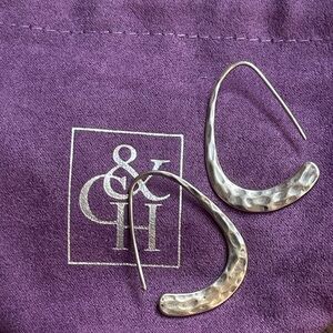 Grace &Heart Curved Silver Earrings
